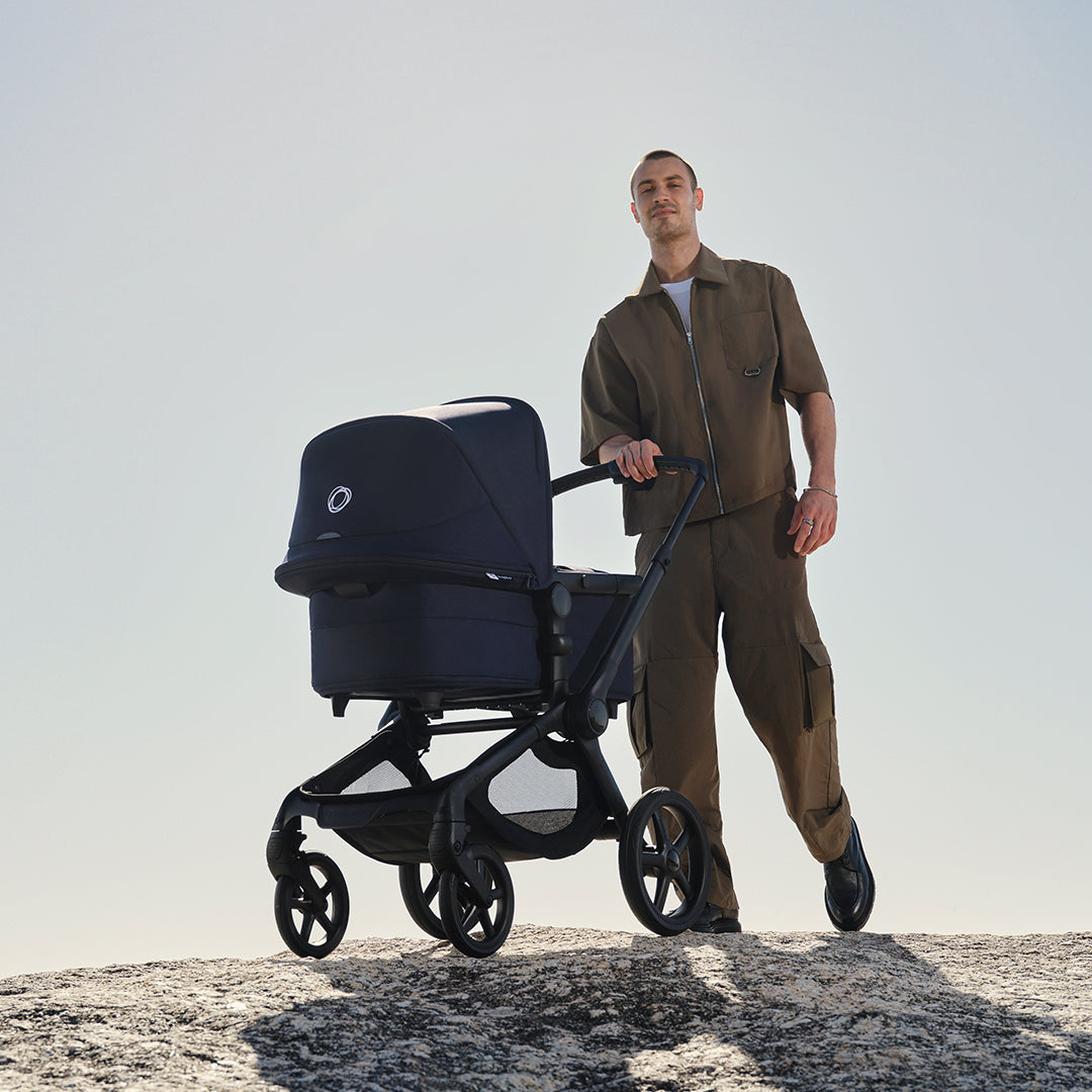 Bugaboo Fox 5 Renew ensemble complet Deep Indigo /Châssis Black