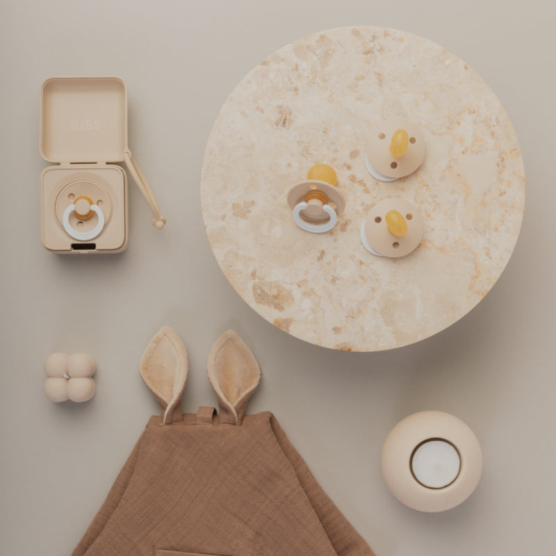 Bibs Schnullerbox in Beige