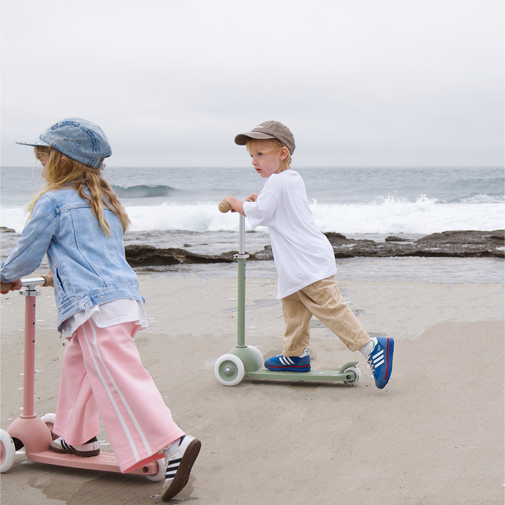 Banwood  Scooter 'Vintage Eco' Dusty Rose