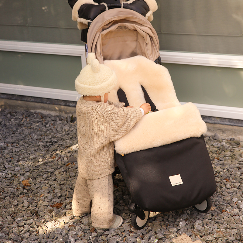 BINIBAMBA  Schaffell Kinderwagen Fusssack  Milk