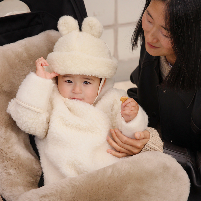 BINIBAMBA Combinaison en laine mérinos à capuche Milk