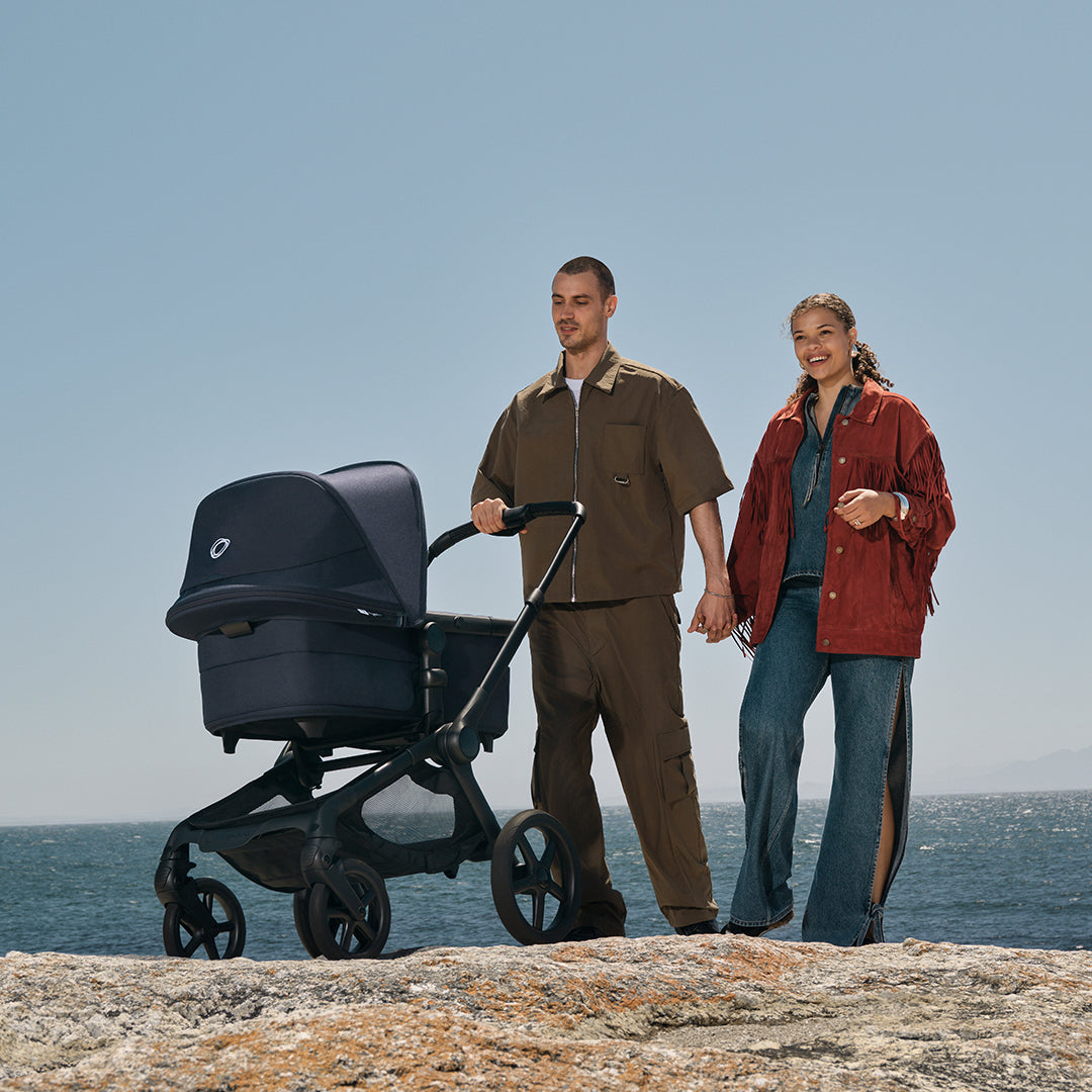 Bugaboo  Fox 5 Renew Essentials Bundle  Deep Indigo /Gestell Black