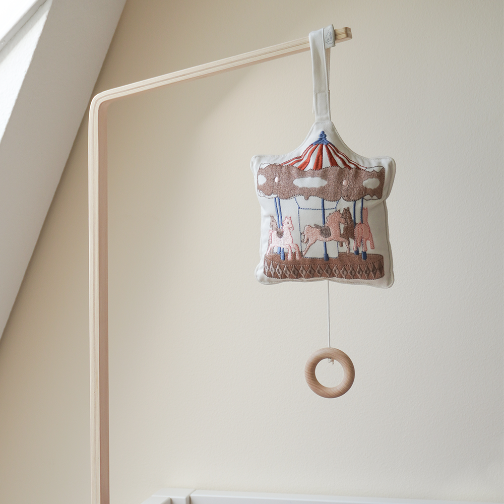 Cam Cam Copenhagen Spieluhr Carousel