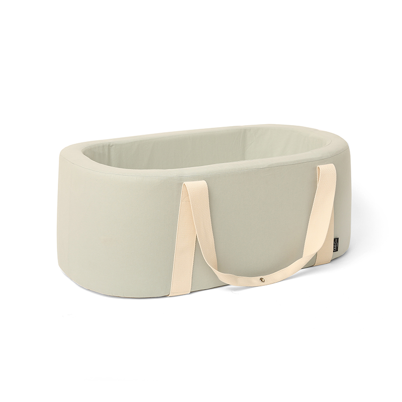 Charlie Crane Moses Basket 'KUKO' Farrow