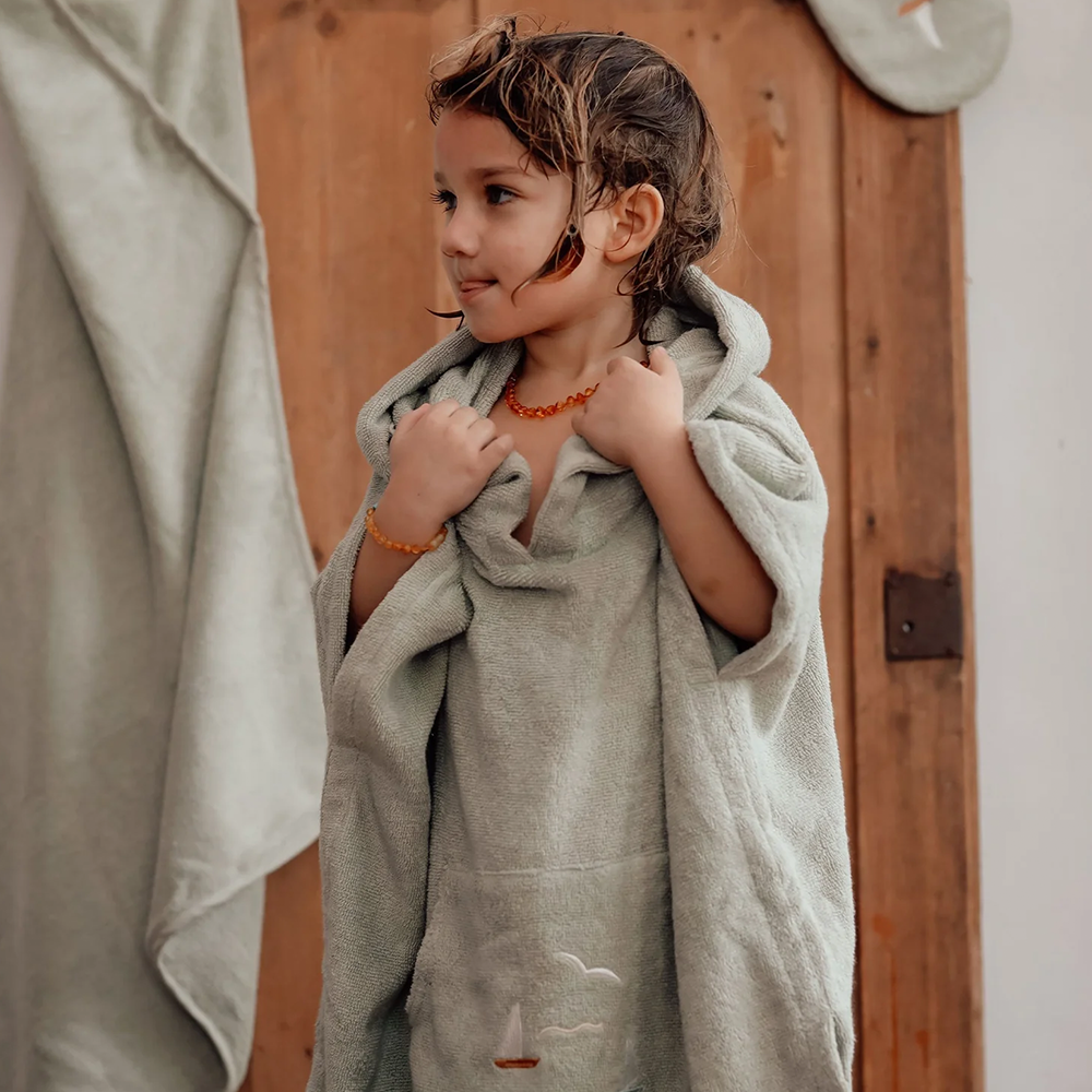 Dear April Badeponcho 'Puk' Sailboats