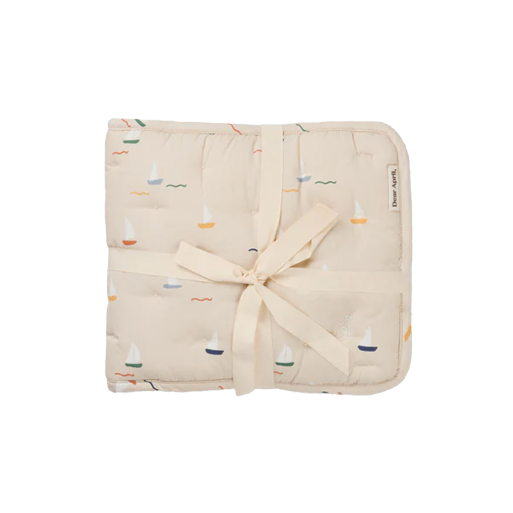 Cher nid douillet 'Nori' Pond Boats d'April