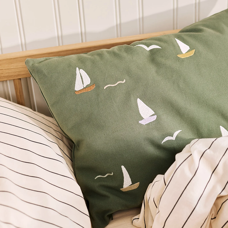 Dear April Besticktes Kissen 'Cinna' Sailboats - Online MY SNOWFLAKE
