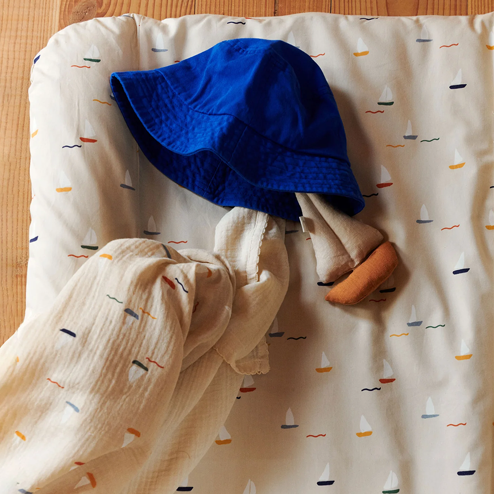 Dear April Changing Pad large 'Dove' Pond Boats