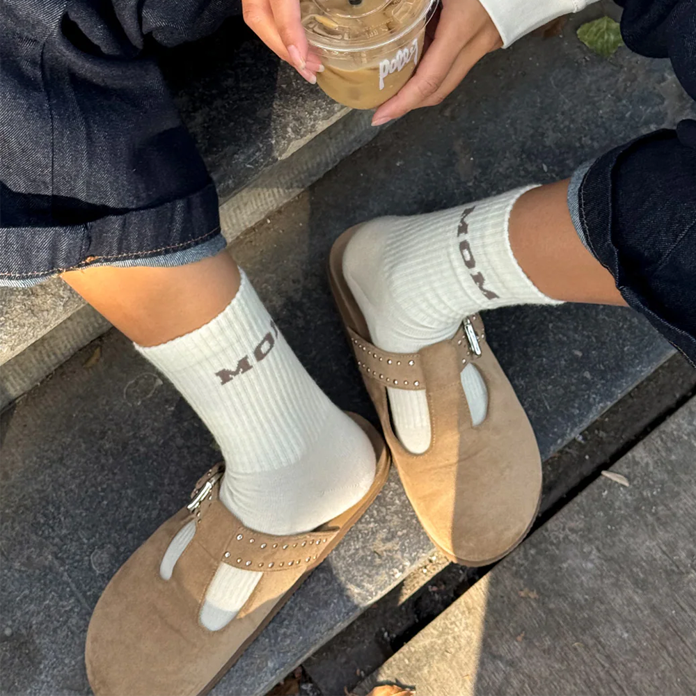 Famvibes College Wollsocken für Erwachsene 'Mom' Taupe - Online MY SNOWFLAKE