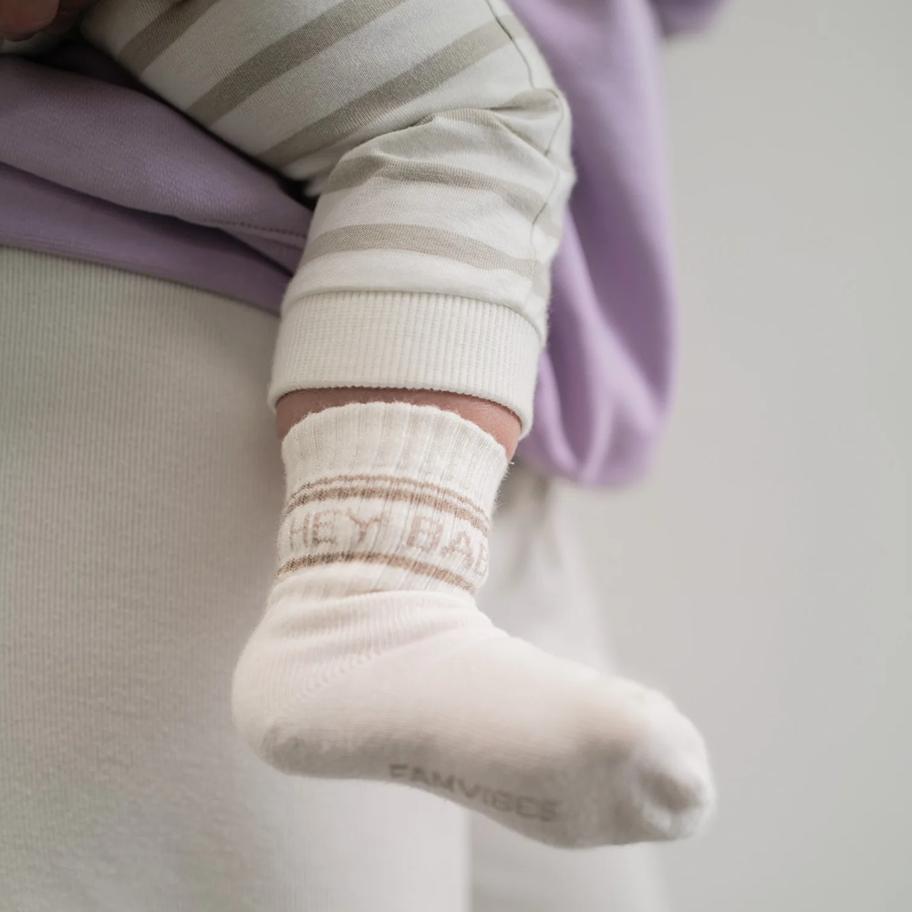 Famvibes Baby Socken 'Hey Baby' Beige