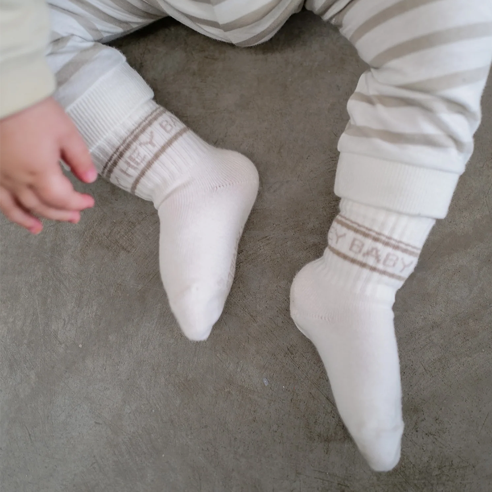 Famvibes Baby Socken 'Hey Baby' Beige