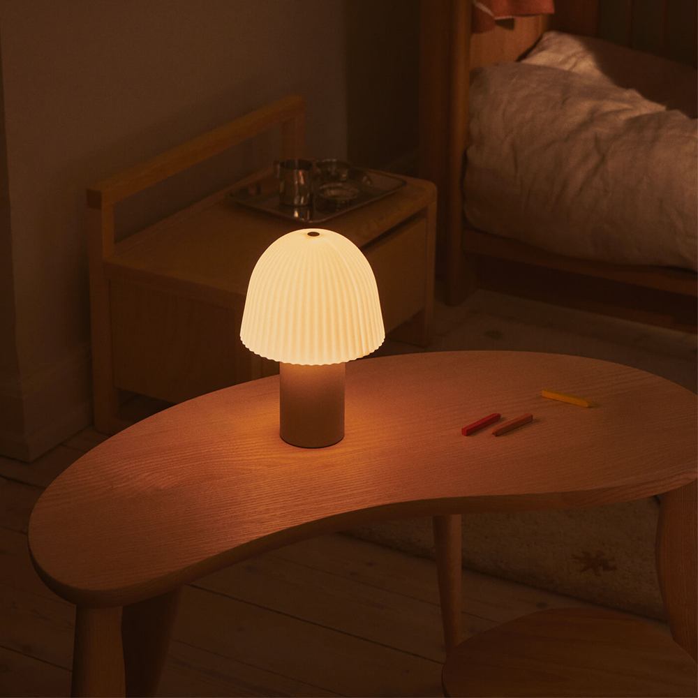 Ferm Living Banc Little Architect avec rangement Frêne