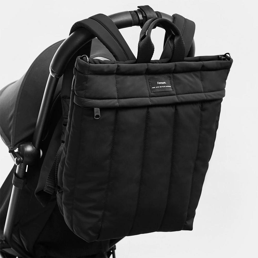 Finnsøn Sac à dos à langer écologique avec matelas à langer « RAE » Noir
