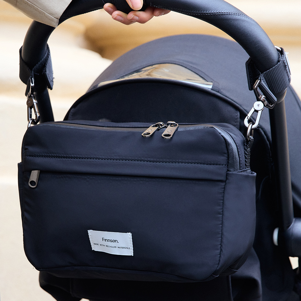 Finnsøn  Eco Kinderwagen Organizer mit Kinderwagenclips 'FRIDA' Black