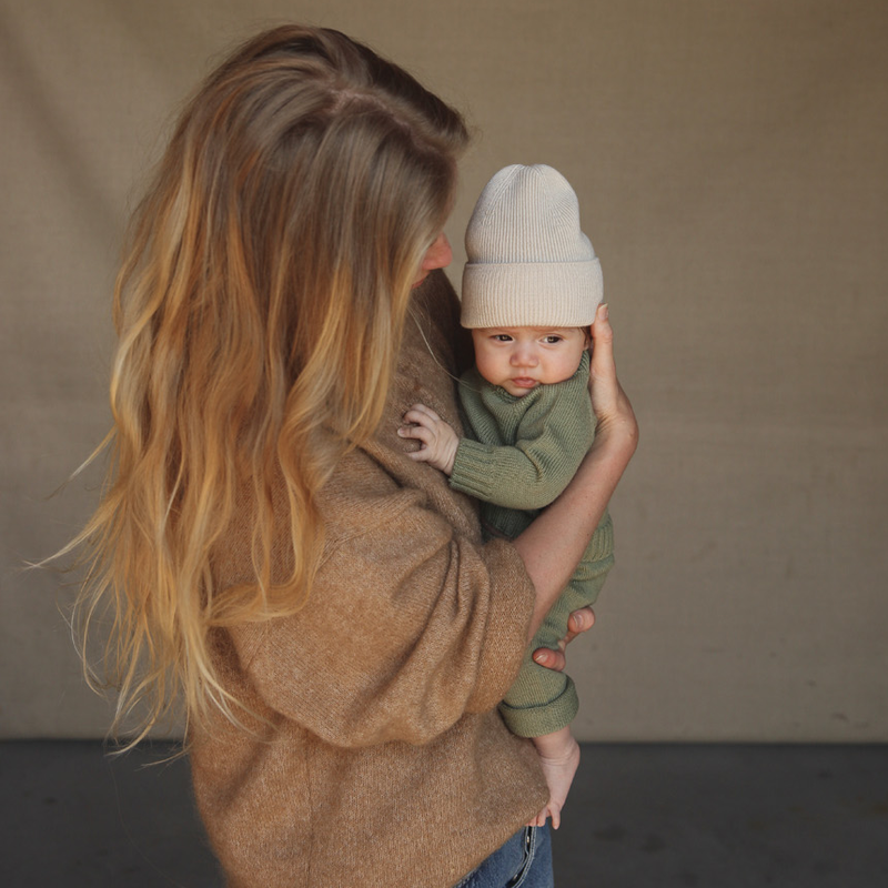 Hvid  Newborn Beanie Fonzie Cream - Online MY SNOWFLAKE