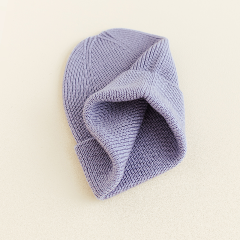 Hvid  Newborn Beanie Fonzie Lilac