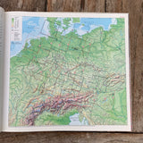 WELTRAUMBILD-ATLAS