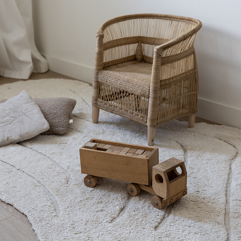 Kas Kopenhagen Waves Teppich aus Baumwolle in einem Kinderzimmer.