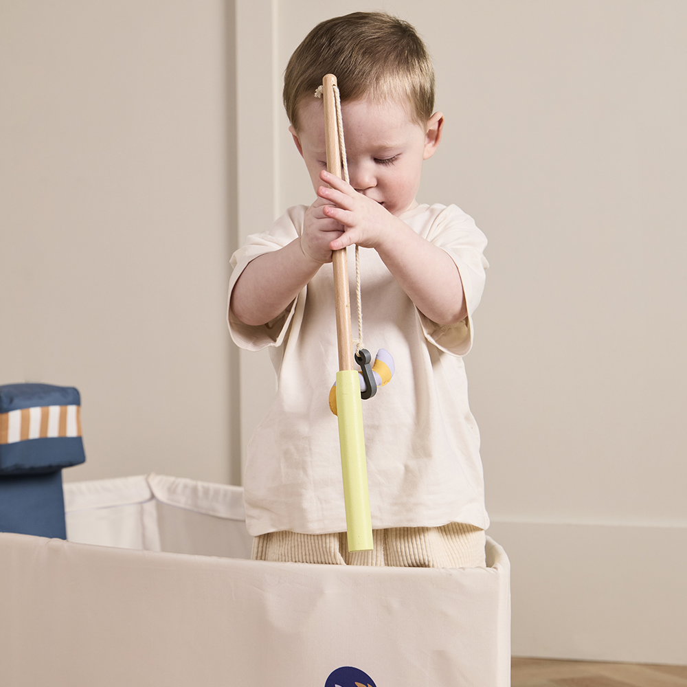 Kids Concept Fischerboot aus Stoff mit Angelset - Online MY SNOWFLAKE