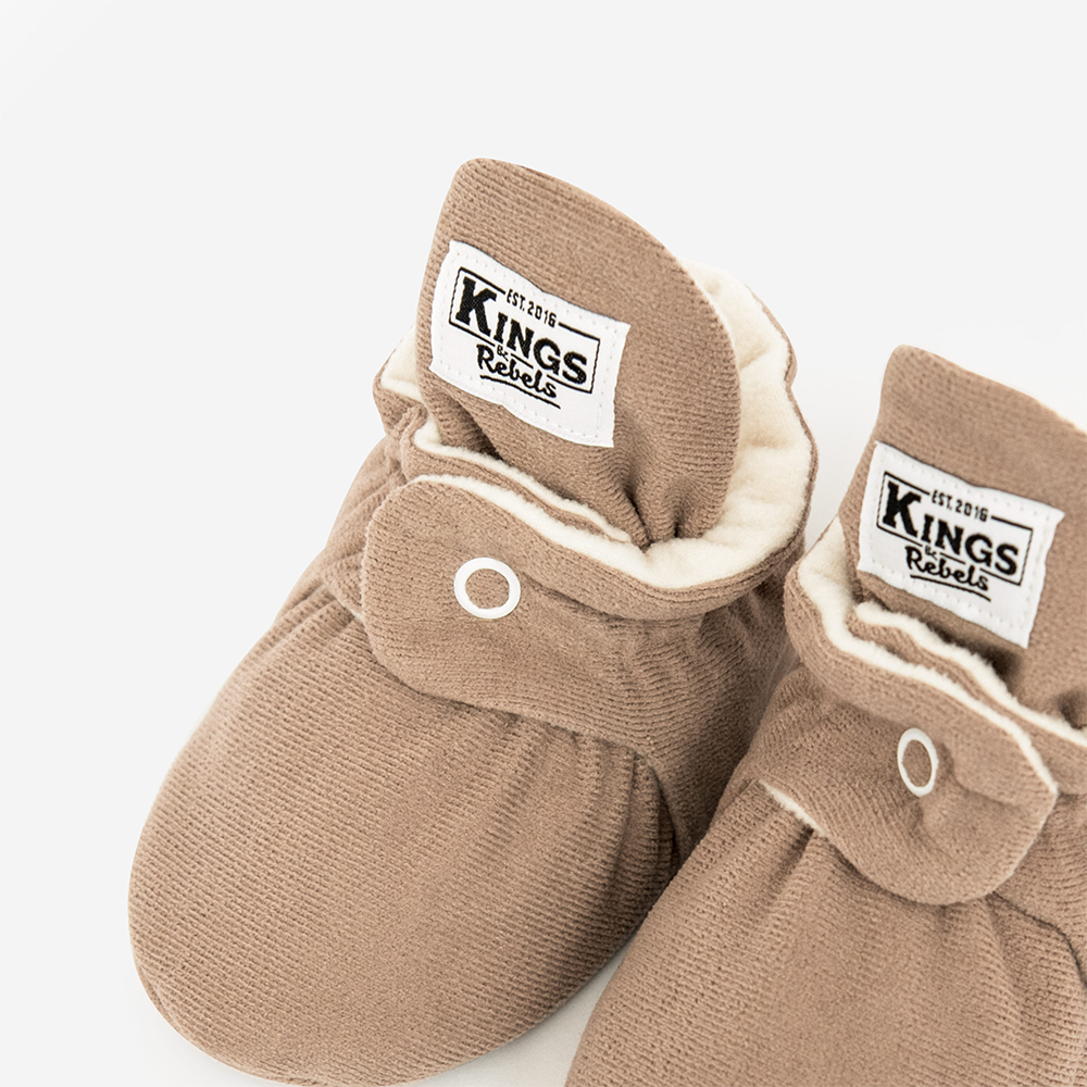 Kings & Rebels Baby Booties 'Gamuza' Café - Online MY SNOWFLAKE