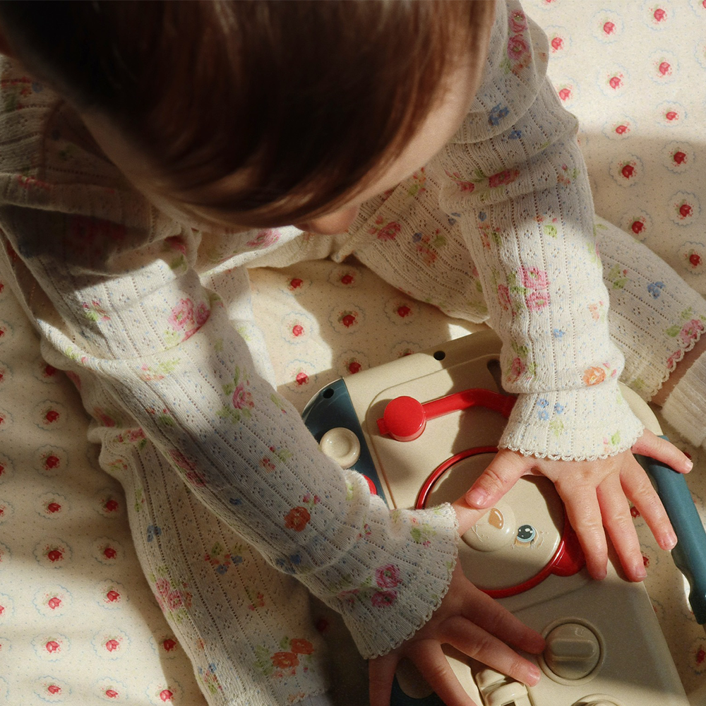 Konges Sløjd Baby Radio 'Boombox' - Online MY SNOWFLAKE