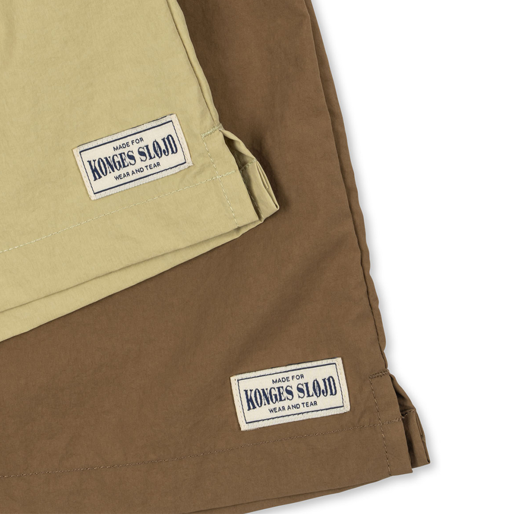 Konges Sløjd Lot de 2 shorts pour adultes « Acty Mommy » Pale Olive Green/Ermine
