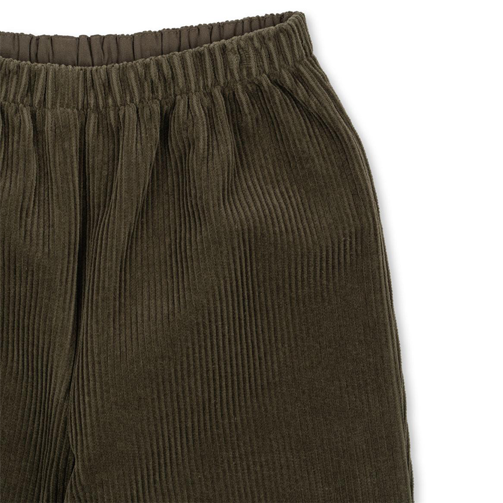 Pantalon en velours côtelé Konges Sløjd 'Sully' Kalamata