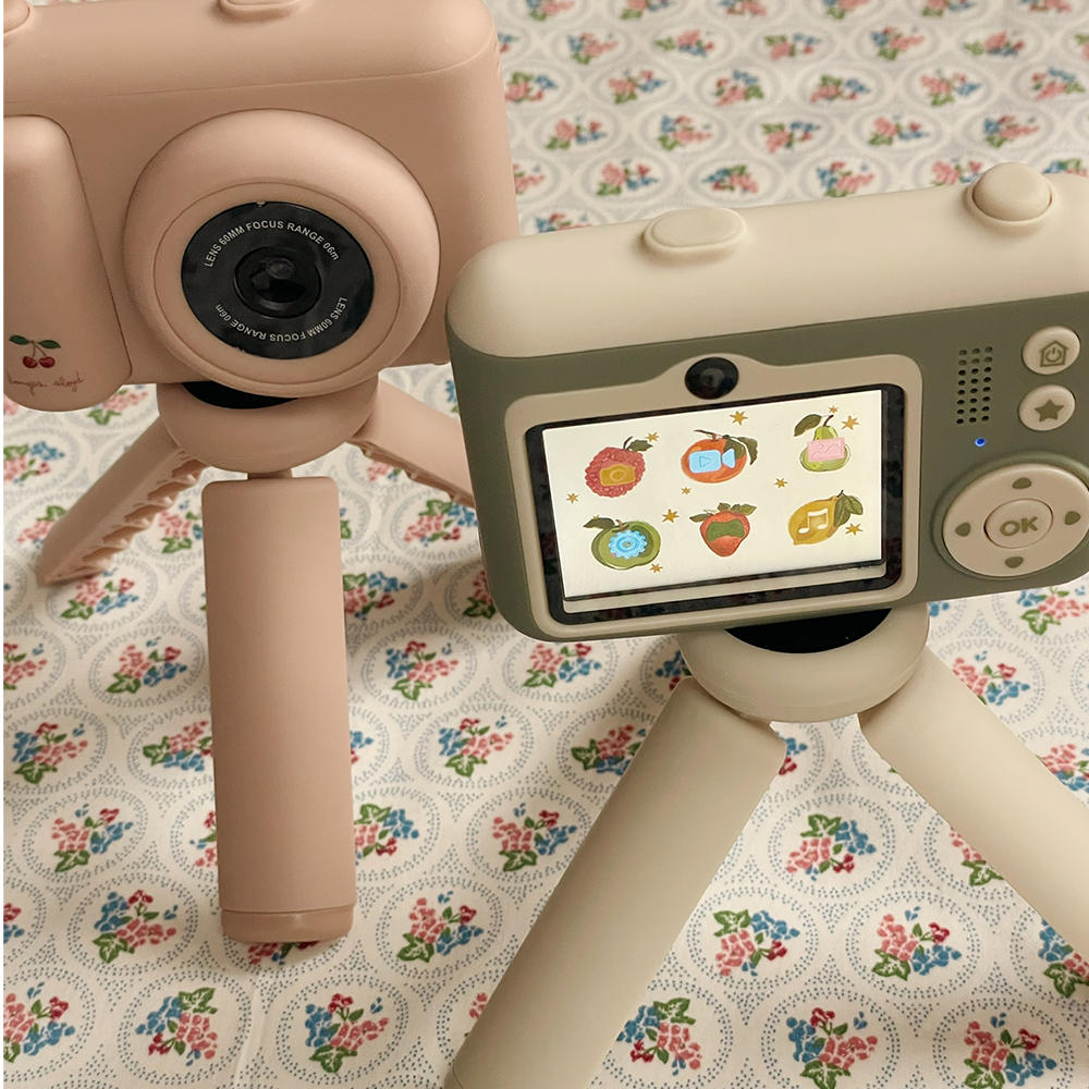 Konges Sløjd Kamera mit Stativ 'My First Camera' Lemon - Online MY SNOWFLAKE
