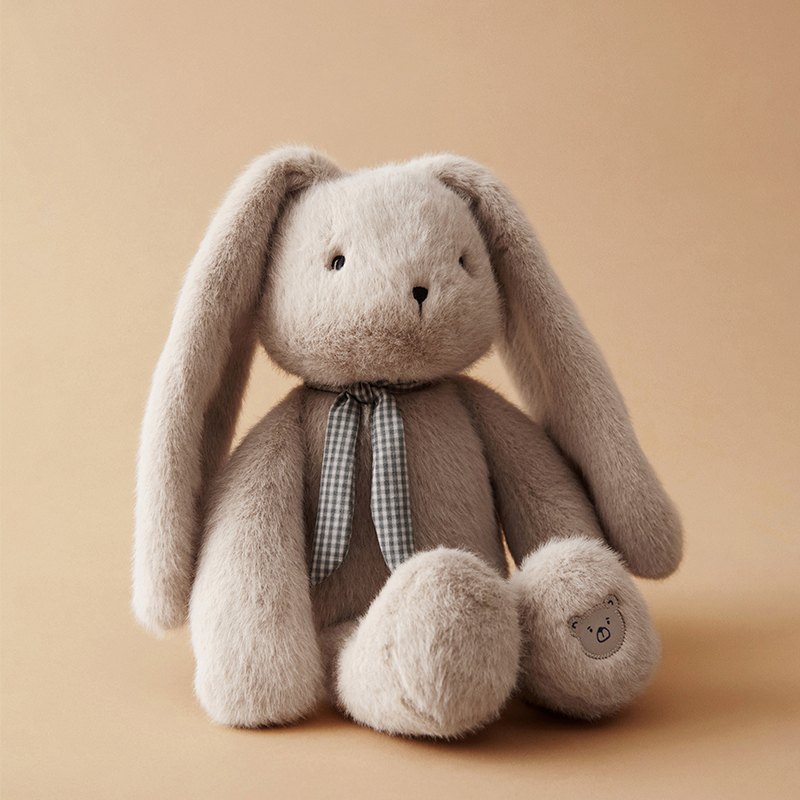 Kuscheltier Hase in Beige von Liewood.