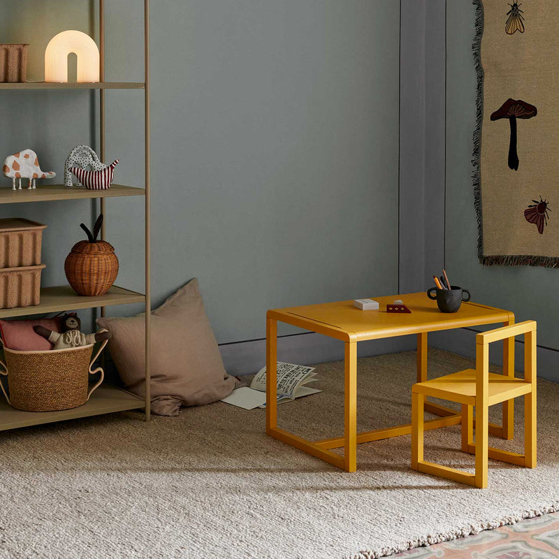 Kindertisch in Gelb von Ferm Living