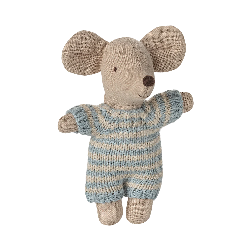 Maileg Bébé souris dans panier de transport bleu