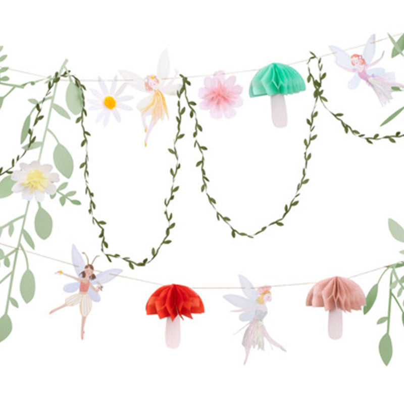 Meri Meri – Süsse Party Wimpelkette, Girlande mit Feen, Pilzen und Blumen "Fairy". Mit Goldfolien Details verziert und ideal für die nächste Party
