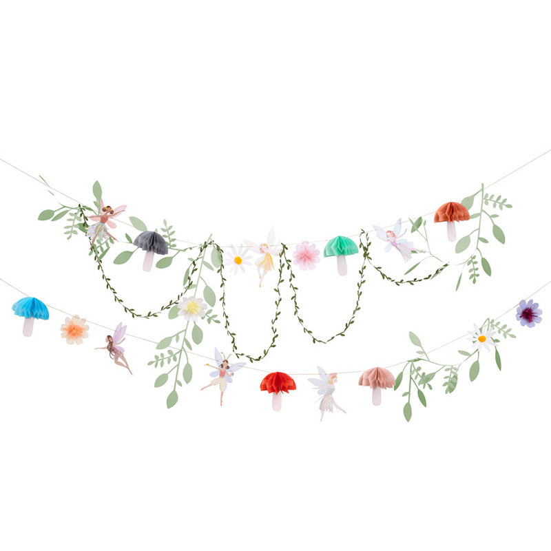Meri Meri – Süsse Party Wimpelkette, Girlande mit Feen, Pilzen und Blumen "Fairy". Mit Goldfolien Details verziert und ideal für die nächste Party