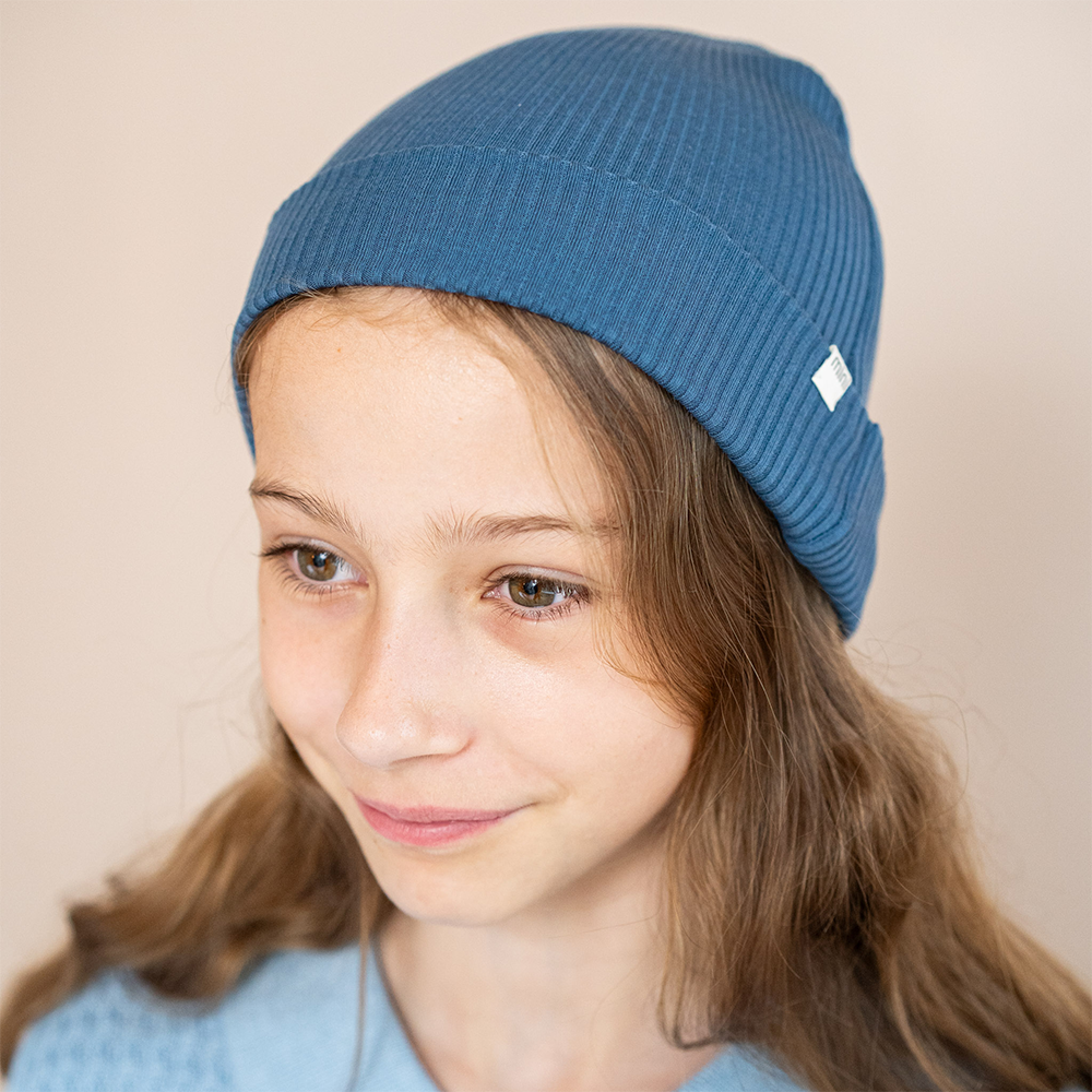Minimalisma Bonnet en soie/coton 'Bambi' Fjord Blue