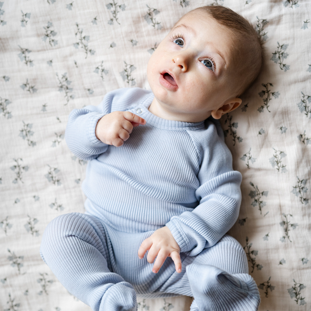 Minimalisma  Wickelbody Langarm aus Merinowolle 'Ask' Frost Blue