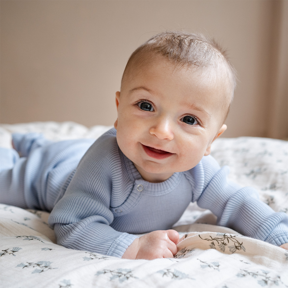 Minimalisma  Wickelbody Langarm aus Merinowolle 'Ask' Frost Blue