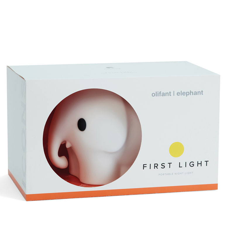 Mr Maria Mini LED-Lampe in Form eines kleinen Elefanten in der Verpackung.