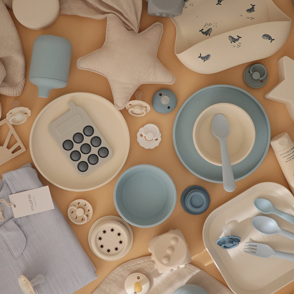 Mushie Silicone Plate with Suction Cup 'Classic' Ivory