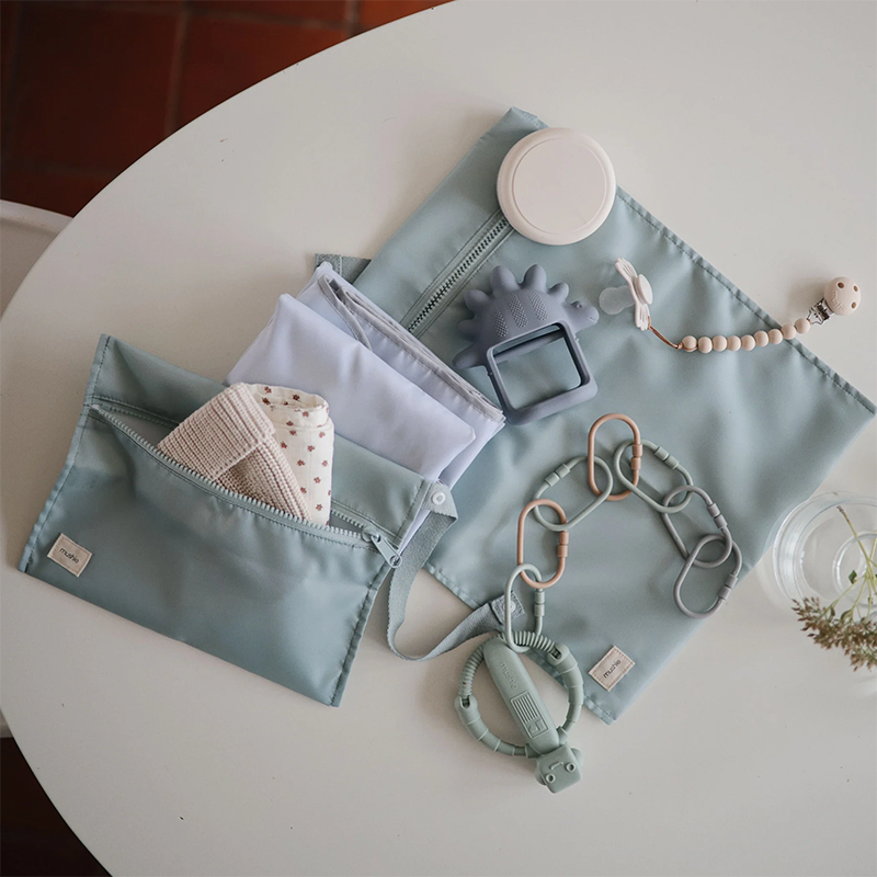 Mushie 2-Piece Wet Bag Roman Green