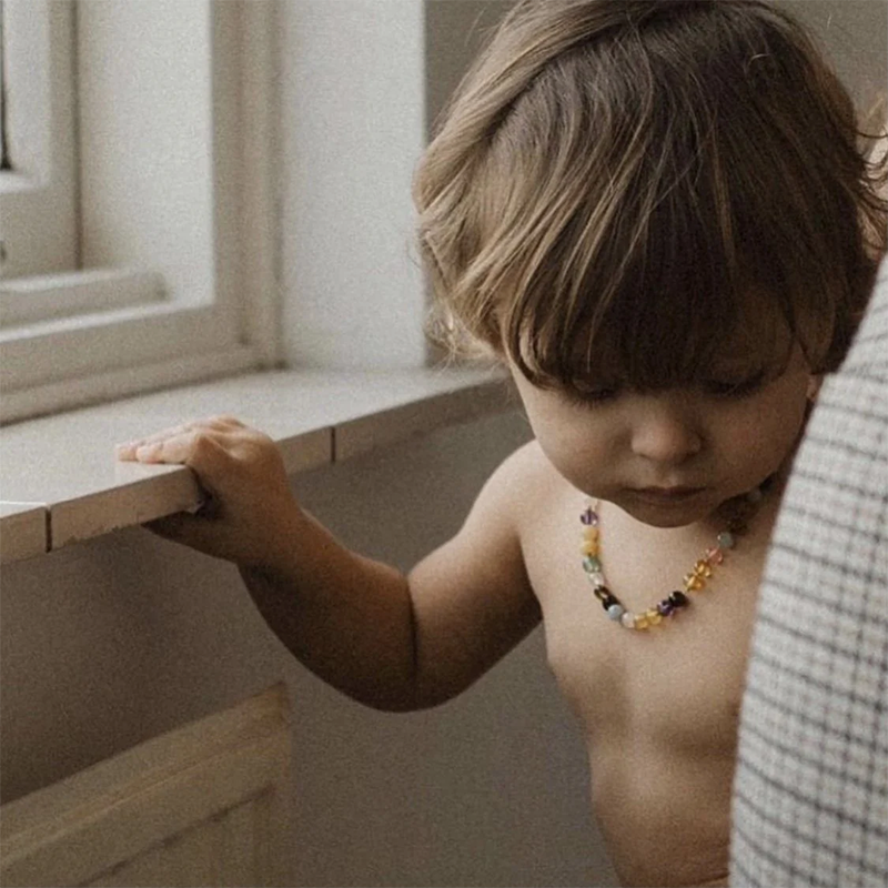 Nirrimis Bernsteinkette für Kinder Rainbow - Online MY SNOWFLAKE