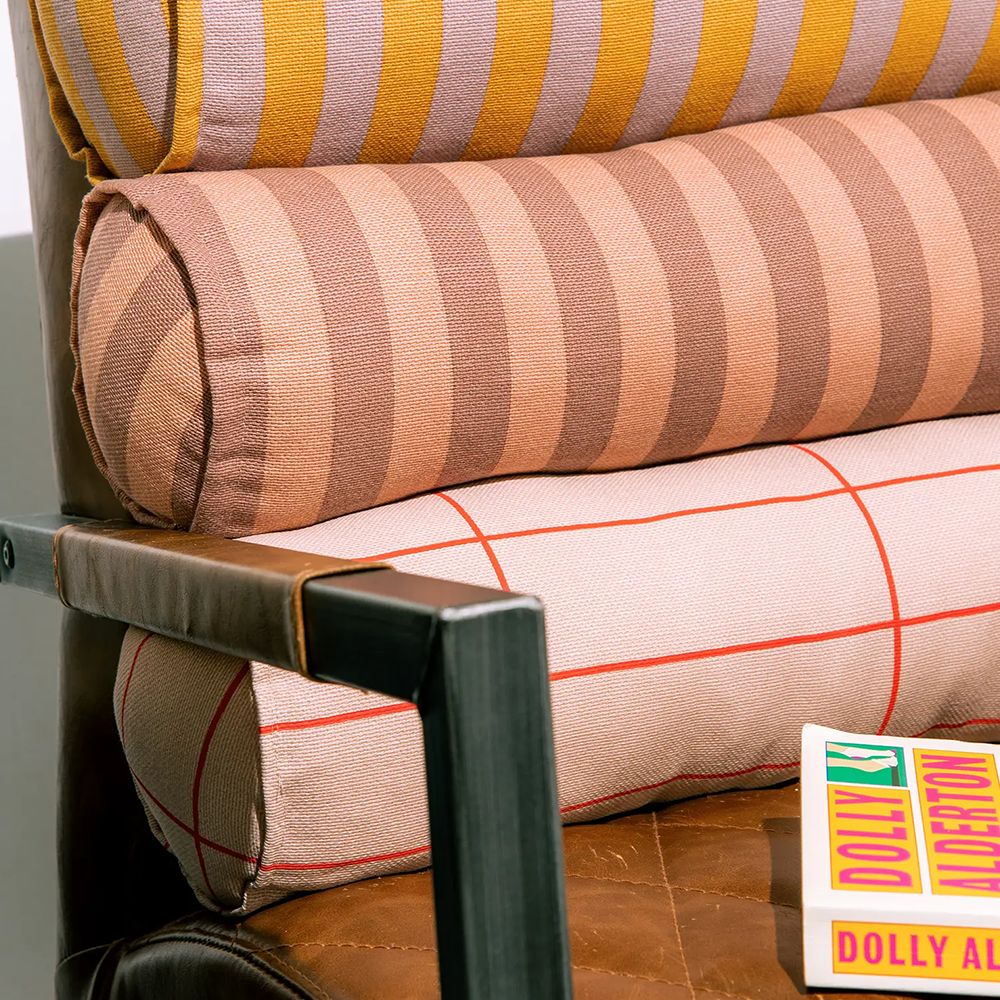 Nobodinoz Kissen 'Vibes' Pink Red Grid