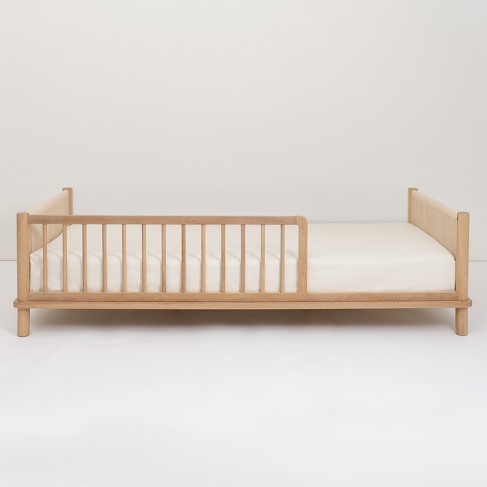 Barrière de lit Nobodinoz « Latitude » en bois de chêne pour lit simple