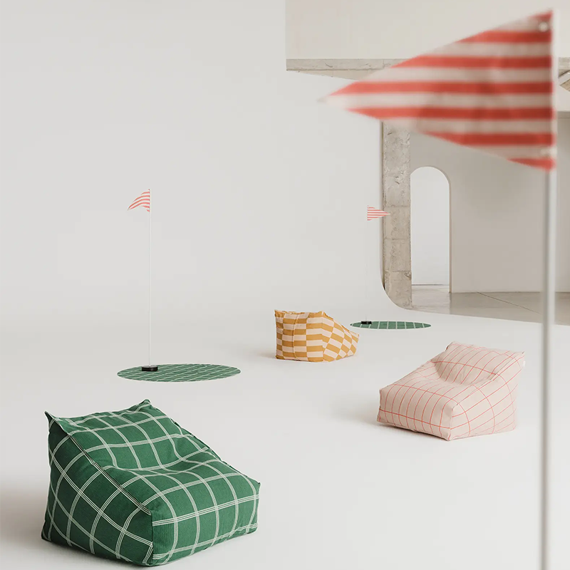Nobodinoz Fauteuil Pouf 'Vibes' Rose Rouge Grille