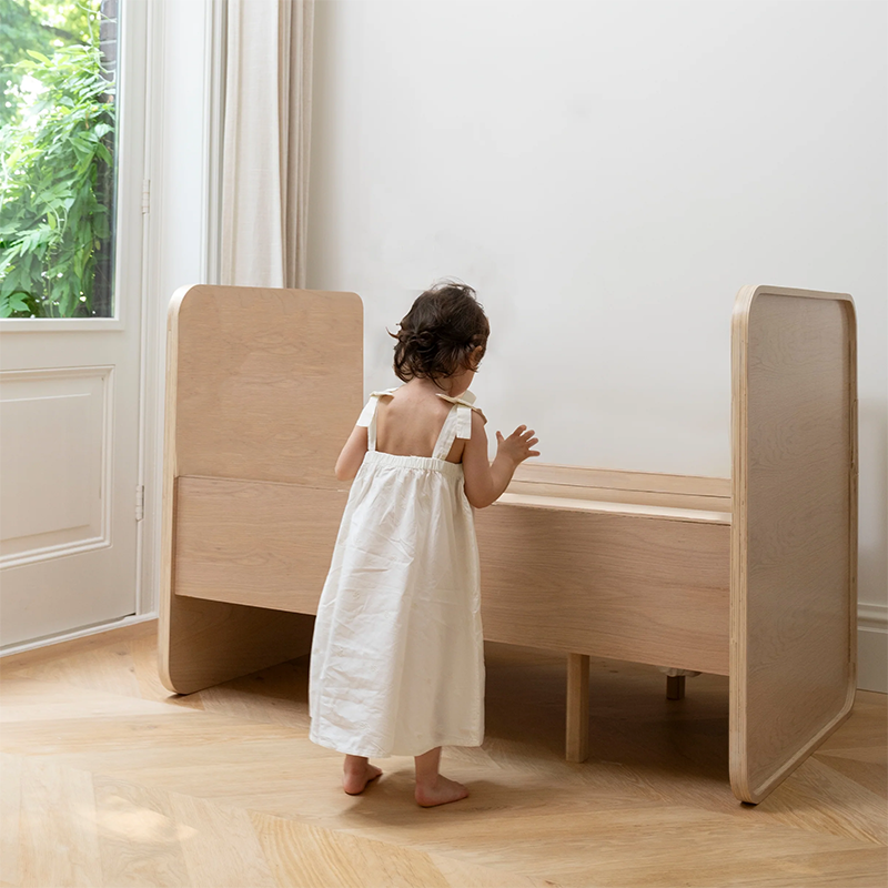 Ausstellungsstück Nofred Baby- und Juniorbett 'Form' Oak mit Matratze - Online MY SNOWFLAKE