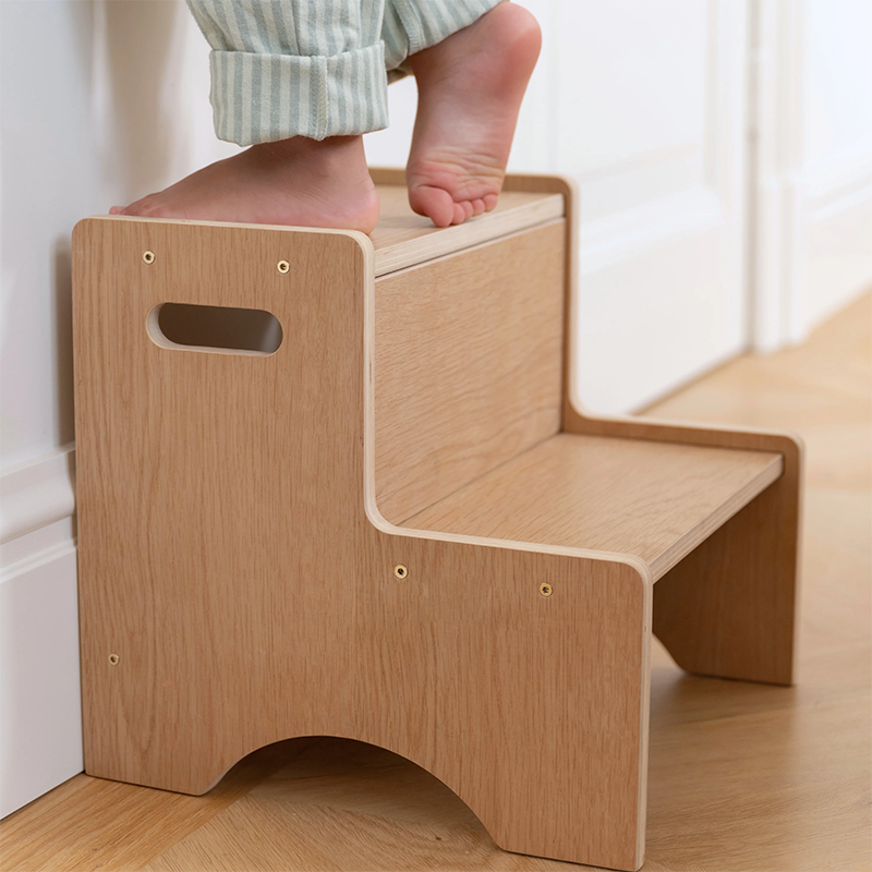 Nofred Tritthocker 'Form' Oak - Online MY SNOWFLAKE