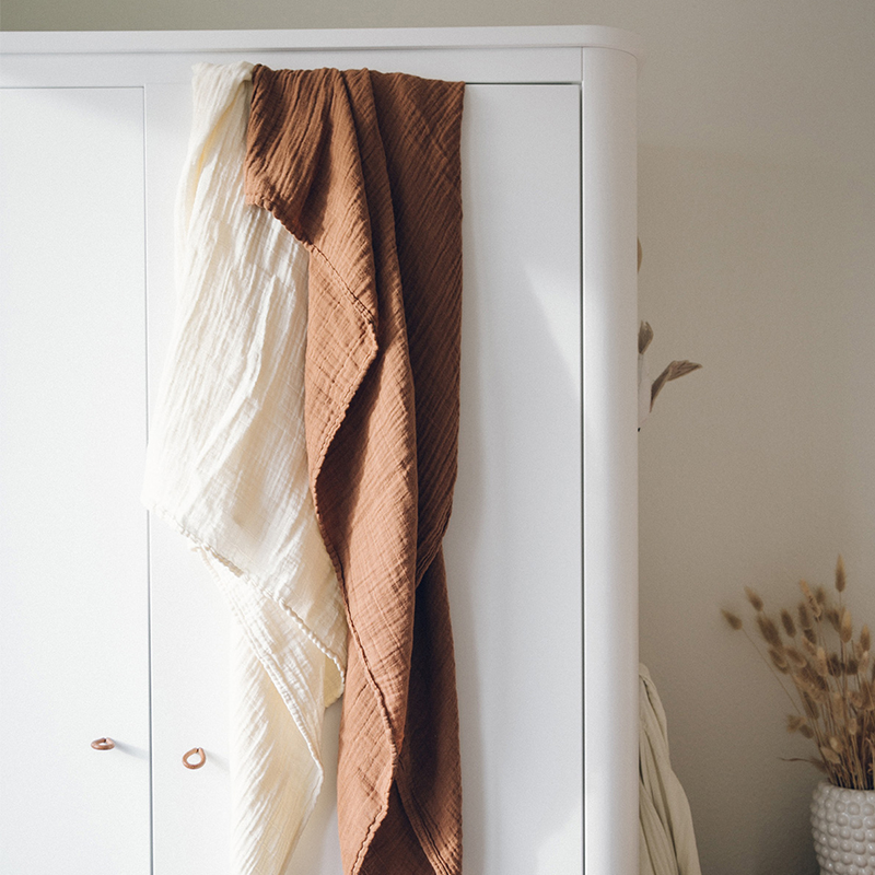 Petit Stellou  Mulltuch Nooshi Blanket  Milk