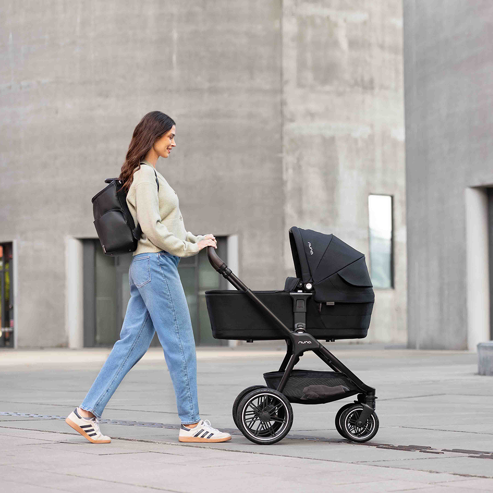NUNA Triv lx All-in-One Set Caviar