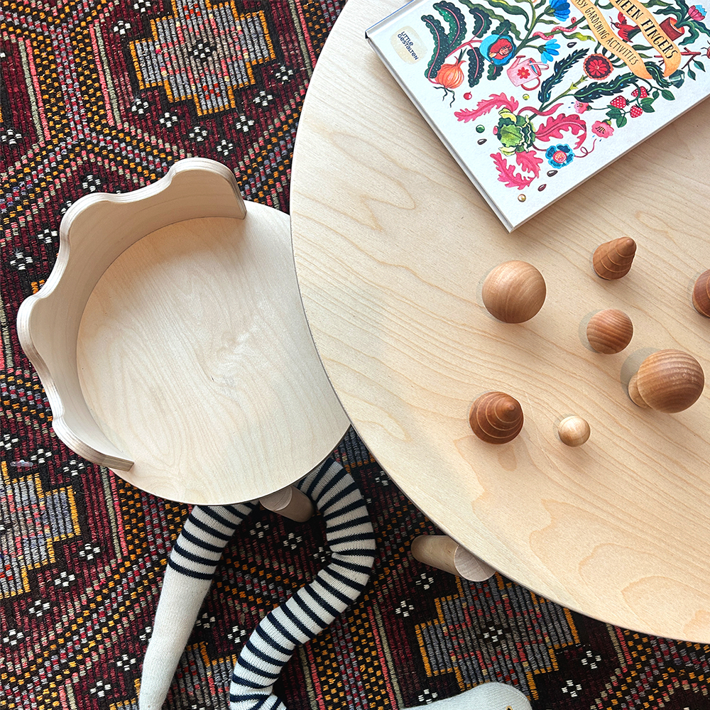 Oeuf NYC Kids' Chair 'Moss' Set of 2 Birch