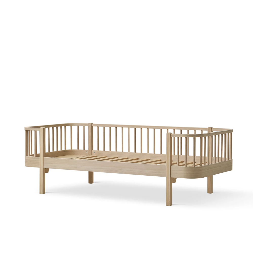 Oliver Furniture  Original Bettsofa Wood 90 x 200 cm  Eiche