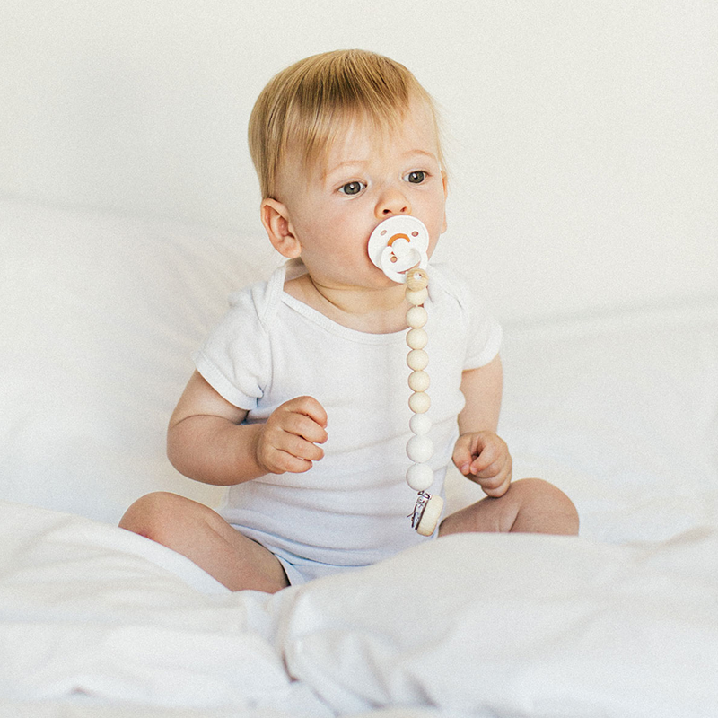 Petit Stellou  Schnullerkette  Milk - Online MY SNOWFLAKE